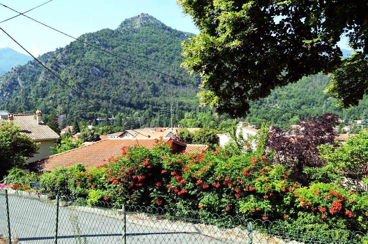 1 VERNET LES BAINS - PO - LE VIILAGE (56).JPG
